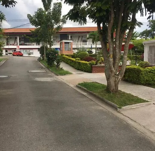 Hospedaje Muy Cerca A Ukumari,Consota Y Expofuturo