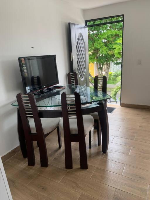Muy Cerca A Ukumari,consota Y Expofuturo Holiday home Pereira